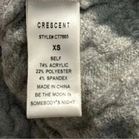 CRESCENT NWT XS Gray Cable Knit Mock Sweater - Picture 7 of 7